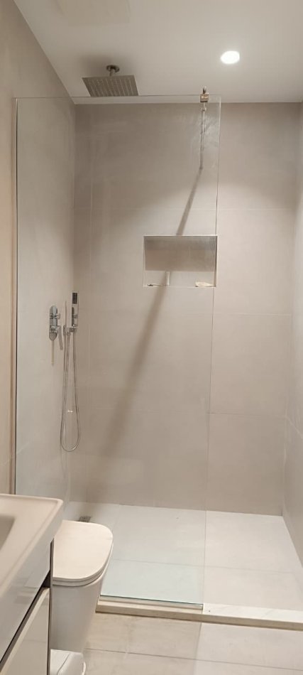 Tirane, jepet me qera apartament 1+1 Kati 4, 70 m² 580 € (MINE PEZA)