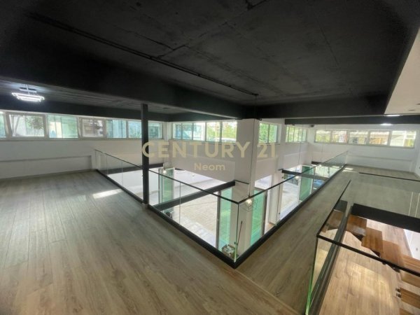 Tirane, jepet me qera ambjent biznesi Kati 0, 190 m² 1.200 € (Liqeni i Thate)