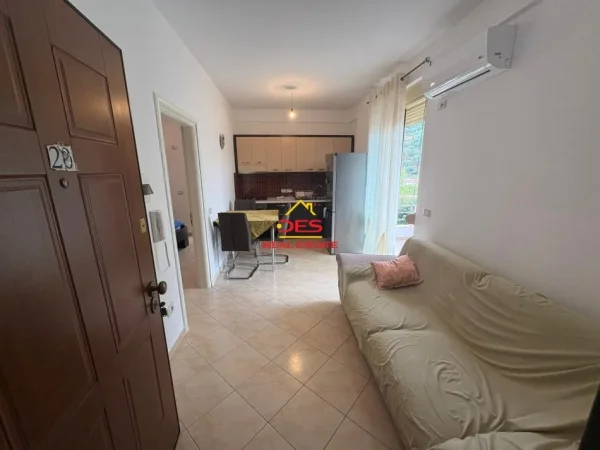 Vlore, shitet apartament 1+1+Ballkon Kati 5, 41 m² (Rruga Dhimitër Konomi)