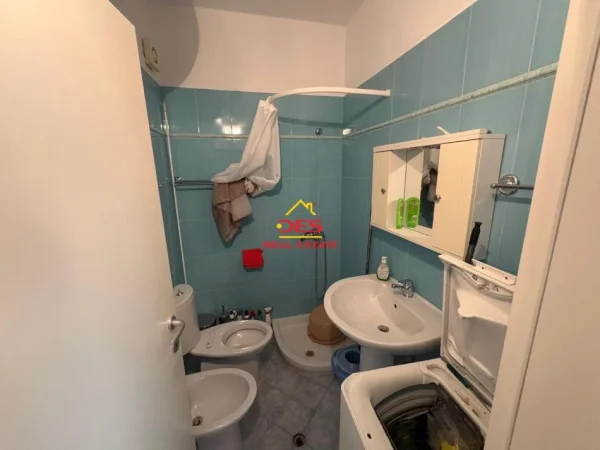 Vlore, shitet apartament 1+1+Ballkon Kati 5, 41 m² (Rruga Dhimitër Konomi)