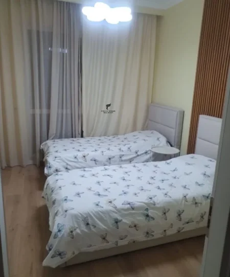 Tirane, jepet me qera apartament 2+1 Kati 4, 70 m² 650 € (ASTIR)