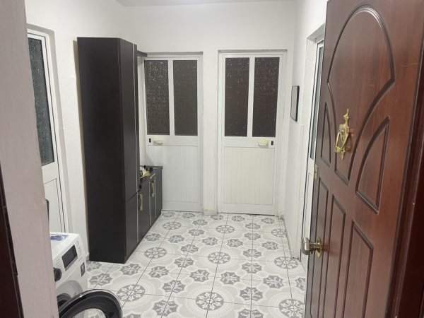 Tirane, shitet apartament 2+1 Kati 2, 65 m² 130.000 € (Rruga Ramazan Zakja, Xhamllik, Tiranë)