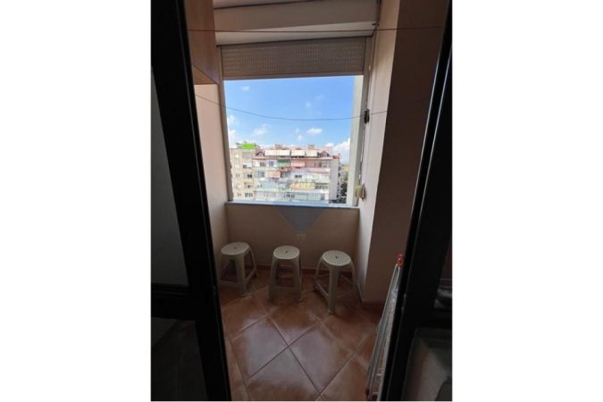 Tirane, jepet me qera apartament 2+1 Kati 7, 75 m² 650 € (Rruga Sitki Çiço, Tiranë)