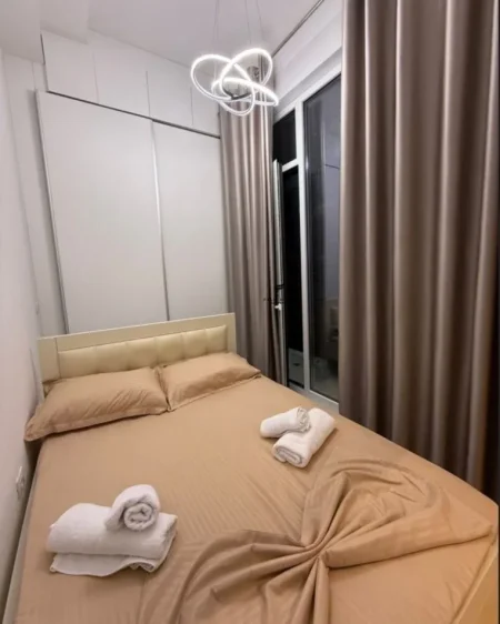 Tirane, jepet me qera apartament 1+1 Kati 1, 50 m² 500 € (21 DHJETORI)