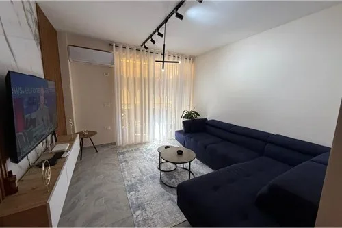 Tirane, shitet apartament 2+1 Kati 1, 74 m² 115.000 € (Rruga Bamir Topi)
