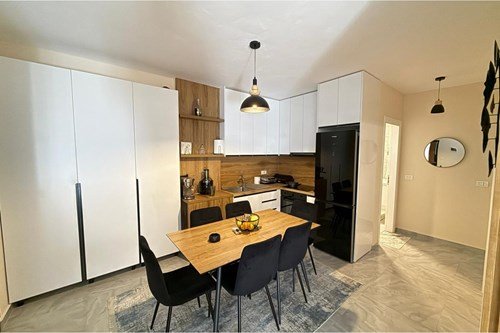 Tirane, shitet apartament 2+1 Kati 1, 74 m² 115.000 € (Rruga Bamir Topi)