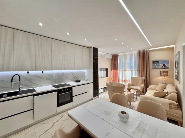 WhatsApp Image 2025-10-15 at 16.00.40 (1).jpeg