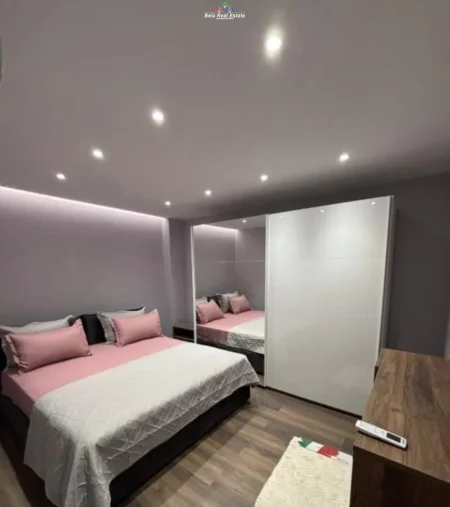 Tirane, jepet me qera apartament 1+1+Ballkon Kati 1, 60 m² 700 € (HAXHI HYSEN DALLIU)