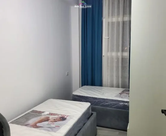 Tirane, jepet me qera apartament 2+1+Ballkon Kati 6, 90 m² 800 € (ne kompleksin Kika 2)