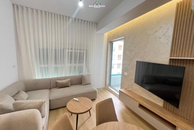 Tirane, jepet me qera apartament 1+1+Ballkon Kati 7, 70 m² 550 € (tek Kompleksi Kadiu)