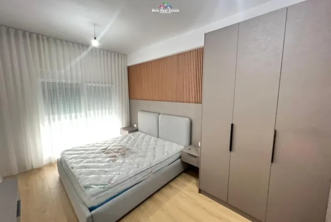 Tirane, jepet me qera apartament 1+1+Ballkon Kati 7, 70 m² 550 € (tek Kompleksi Kadiu)