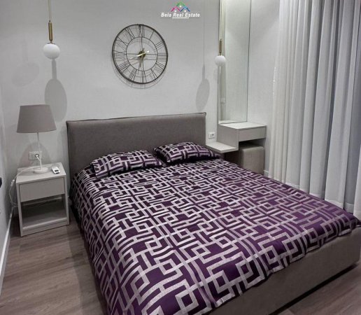 Tirane, jepet me qera apartament 1+1+Ballkon Kati 8, 50 m² 620 € (prane Mullirit te Vjeter)