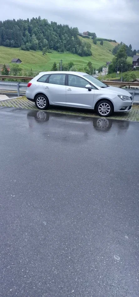 Tirane, shes makine me portobagazh Seat Ibiza St Station wagon Nafte, gri metalizato manuale Kondicioner 327.000 km 6.300 €