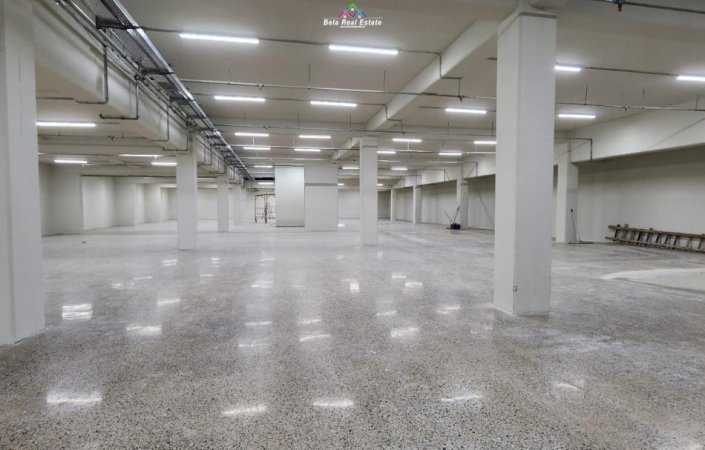 Tirane, jepet me qera ambjent biznesi Kati 1, 3.600 m² 15.000 € (Ne Mezez)