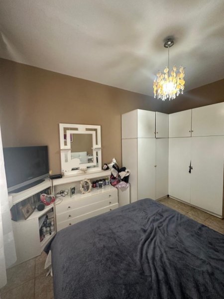 Tirane, shitet Vile 2 Katshe Kati 2, 175 m² (Laprake)