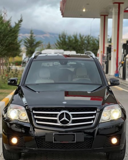 Tirane, shes makine Mercedes Benz Glk 220 BlueEfficiency Nafte, e zeze tiptronik Klima 263.500 km 8.950 €