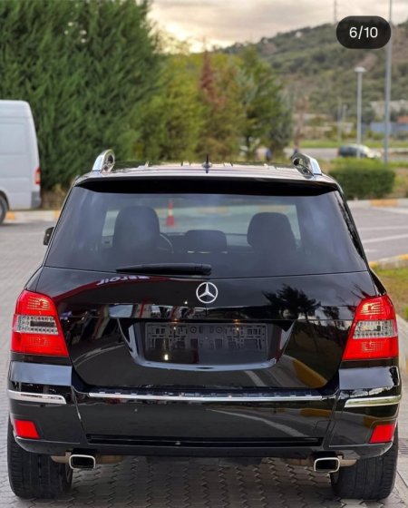 Tirane, shes makine Mercedes Benz Glk 220 BlueEfficiency Nafte, e zeze tiptronik Klima 263.500 km 8.950 €