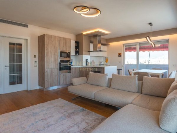Tirane, shitet apartament 3+1+Aneks+Ballkon Kati 11, 138 m² 359.000 € (Kompleksi Magnet)