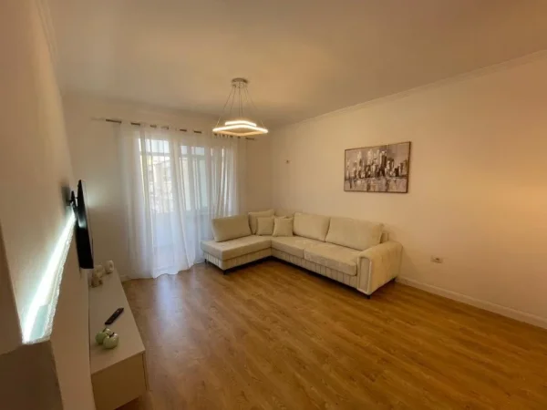 Tirane, shitet apartament 1+1+Ballkon Kati 8, 63 m² 109.000 € (Astir, Bar Artisti)