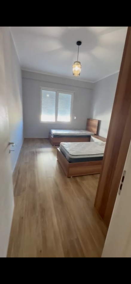 Tirane, shitet apartament 2+1 Kati 5, 105 m² 125.000 € (Bulevardi blu)