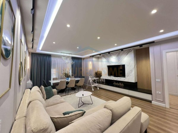 Tirane, shitet apartament 3+1+Aneks+Ballkon Kati 6, 153 m² 245.000 € (Unaza e Re)