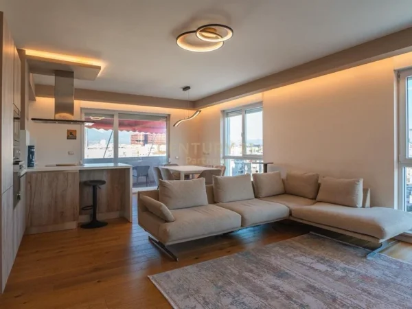 Tirane, shes apartament 3+1+Ballkon Kati 11, 138 m² 359.000 € (Kompleksi Magnet)