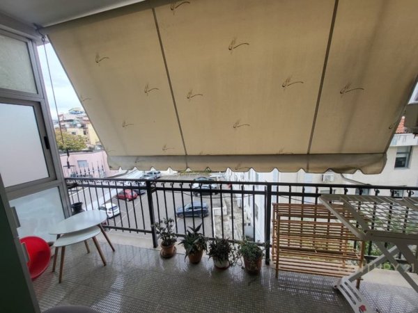 Tirane, shitet apartament 2+1+Ballkon Kati 4, 100 m² 285.000 € (Toptani)