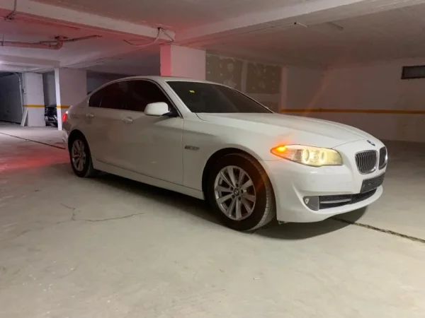 Vlore, shes makine Bmw Nafte, e bardhë automatik Kondicioner 50.000 km 7.899 €