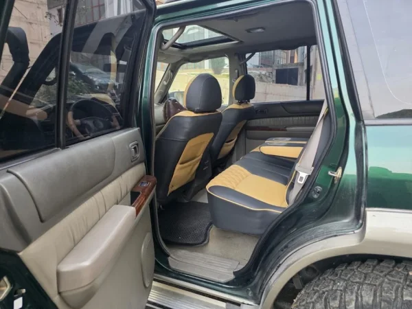 Tirane, shitet SUV Nissan Patrol Nafte, ulliri automatik Kondicioner 203 km 22.000 €