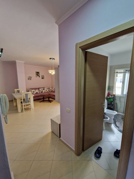 Tirane, jap me qera apartament+verande | Penthouse 2+1+Ballkon Kati 4, 140 m² 500 € (Rruga Dalip Topi)