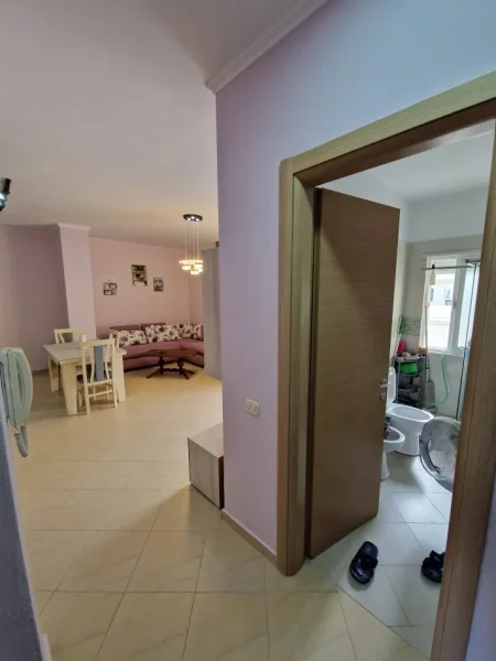 Tirane, jap me qera apartament+verande | Penthouse 2+1+Ballkon Kati 4, 140 m² 500 € (Rruga Dalip Topi)