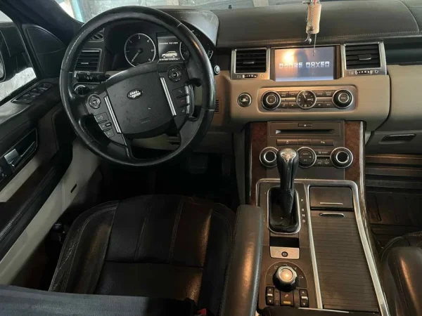 Gramsh,  Range Rover Sport HSE 3,0 Nafte, 10.500 €