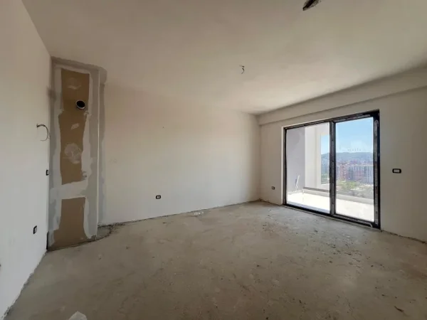 Tirane, shitet apartament 1+1+Ballkon Kati 11, 83 m² 130.000 € (Garden Residence Turdiu, Fusha e Aviacionit)