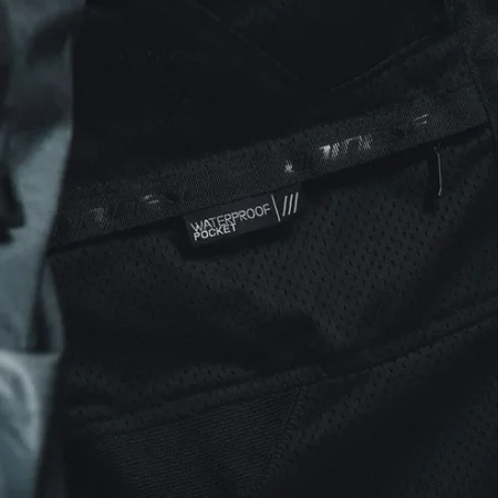 Durres, shes Dainese SPLUGEN 3L D-DRY 395 €