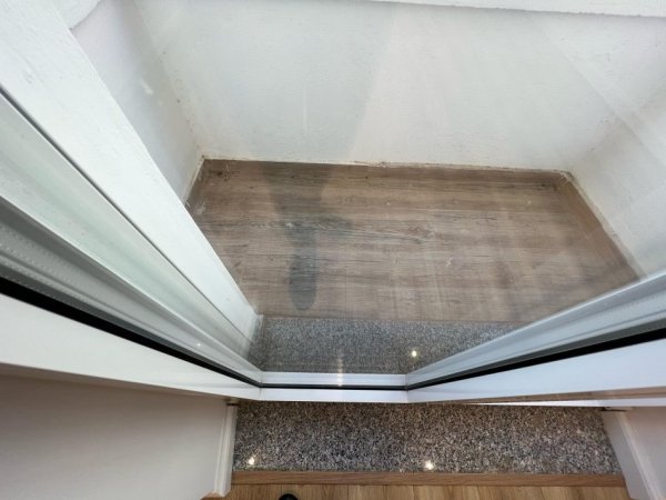 Tirane, jepet me qera apartament 2+1 Kati 3, 120 m² 900 € 