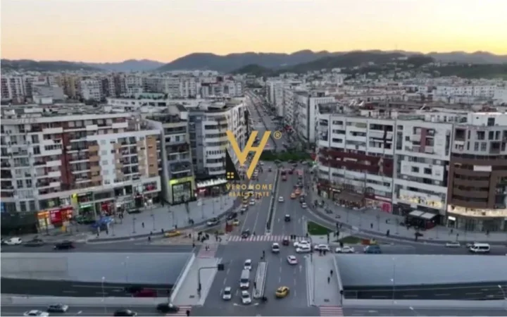 Tirane, shitet apartament 3+1+Ballkon Kati 4, 130 m² 200.000 € (ASTIR)