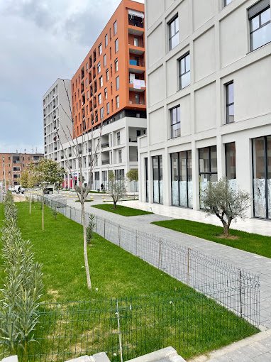 Tirane, shes apartament 2+1+BLK Kati 8, 120 m² 1.300 Euro/m2 (Rruga Kongresi i Manastirit)