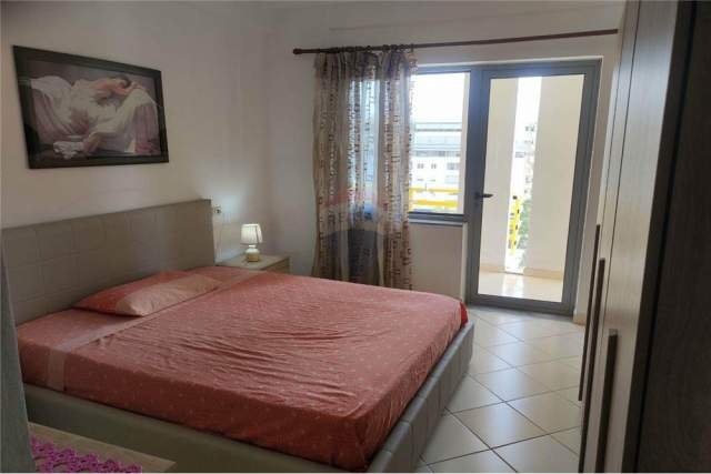 Tirane, jepet me qera apartament 1+1+A Kati 8, 70 m² 350 Euro (Astir)