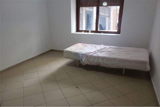 Tirane, shitet apartament 2+1 Kati 1, 77 m²  (Bulevardi Zhan Dark)