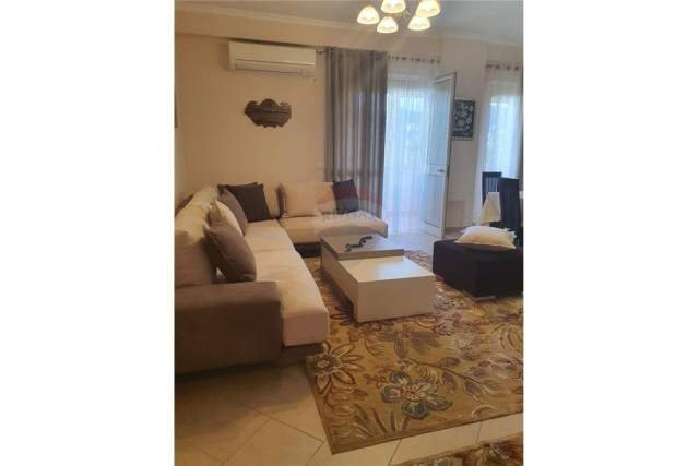Tirane, jepet me qera apartament 2+1+BLK Kati 4, 90 m² 500 Euro (Kompleksi Delijorgji)