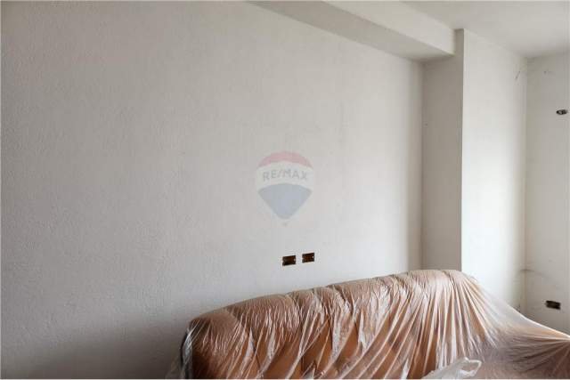 Tirane, shitet apartament 2+1+BLK Kati 7, 90 m² 56.000 Euro (kamez)