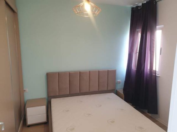 Tirane, jepet me qera apartament 1+1 Kati 11, 51 m² 420 Euro