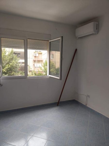 Tirane, jepet me qera apartament 2+1+BLK Kati 2, 72 m² 35.000 Leke (kahraman ylli)
