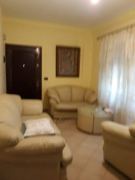 Tirane, jap me qera apartament 1+1 Kati 0, 55 m² 300 mije Leke (Gjin gjergji)