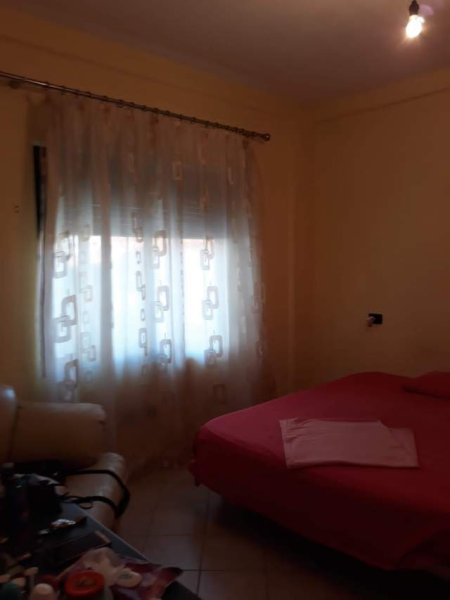 Tirane, jap me qera apartament 1+1 Kati 0, 55 m² 300 mije Leke (Gjin gjergji)