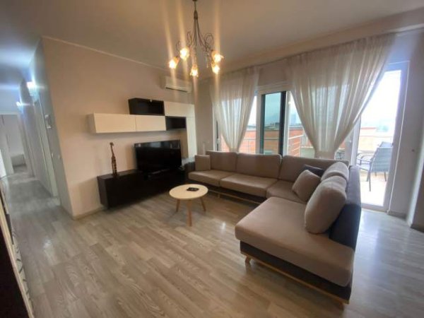 Tirane, Jepet me Qera Apartament Kati 5, 95 m² 550 Euro (Rruga Peti)