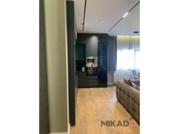 Tirane, shitet apartament 1+1+BLK Kati 3, 70 m² 150.000 Euro (Farke)