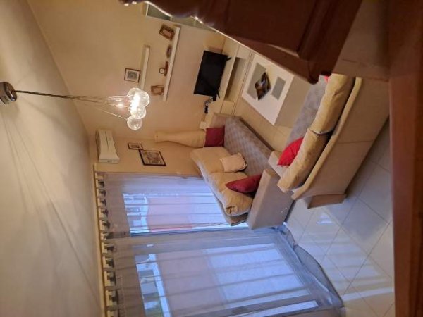 Tirane, jap me qera apartament Duplex (Penthouse) + Garazhd. Apartamenti 2+1, 2 WC, Verande, Kati 4, 110 m²  450 Euro (Liqeni Thate)