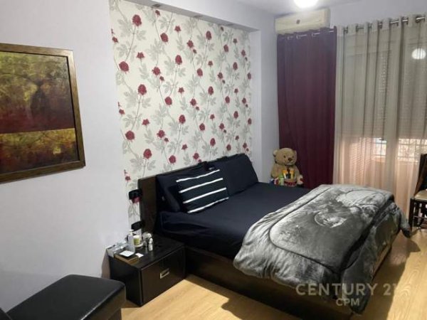 Tirane, shitet apartament 3+1+BLK Kati 3, 118 m² 160.000 Euro (Rruga Panorama)