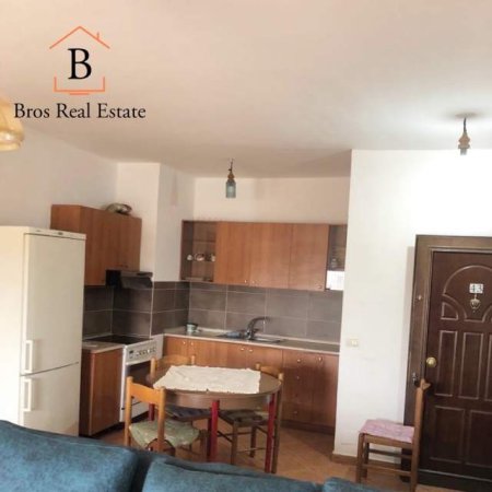 Tirane, jepet me qera 2+1 Kati 10, 98 m² 450 Euro (Rruga Kavajes,Tek Globi)